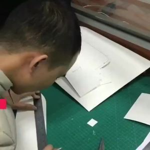 Old Lion Mens Leather Shoulder Bag European and American R Cowhide Crossbody Bag Large Capacity Multifunctional Tote