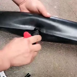 100 ชิ้น วาล์วเทปน้ำหยด 16 มม สวมเร็ว ข้อต่อเทปน้ำหยด วาล์วเกลียว สำหรับ เทปน้ำหยด สำหรับ ท่อแบน กลุ่มล้อ มิตรสาย