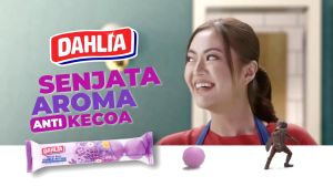 DAHLIA Kamper Ball Toilet Classic | Efektif menghilangkan bau dan mengusir serangga | isi 5 200gr isi 3 balls 120gr | Kamper Bola