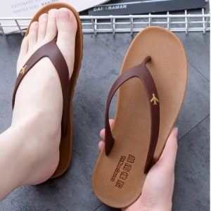 Mens Casual Rubber Thong Slippers Beachwear Anti-slip Wear-resistant Comfortable Breathable Lightweight Durable Sandals