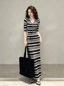 Elegant Stripe Knitted Dress