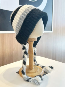 Big Head Circumference Show Face Small Knitted Wool Earmuffs Hat Female Fall and Winter Braided Braid Contrast Color Pullover Thermal Lei Feng Cap
