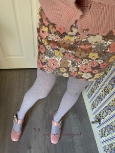 Tất Ống Quần Thoải Mái Mềm Mại Không Áp Lực Kiểu Xoắn Chần Bông Một Lớp Cạp Vừa Màu Xám Nâu Tất Ống Quần Nữ