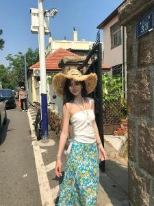 Dopamine Sweet Neck Hanging Strap Top Floral Half-length Skirt Two-piece Set Women Beach Vacation Beach Skirt Summer A-line Dress