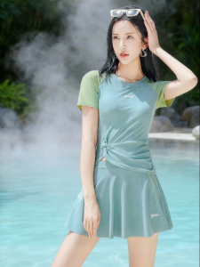 XTEP | Thermal Resort Swimwear Female Conservative Flattering Skirt Style