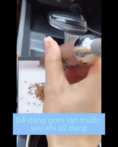 Gạt tàn trong xe ô tô