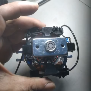 đông cơ máy xay sinh tố 1