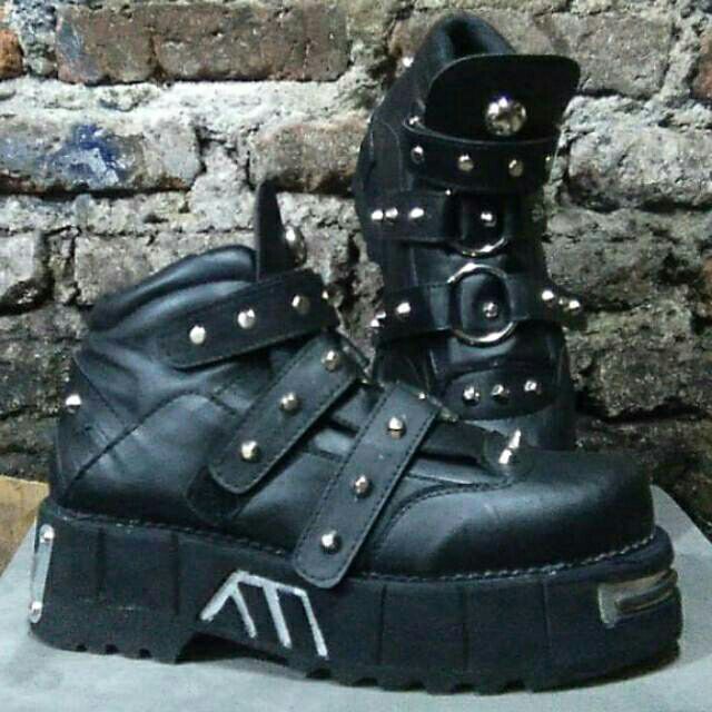 Custom new rock on sale boots