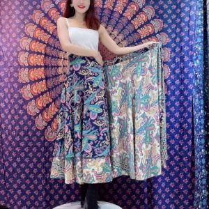 ชุดเดรสทรงเอเอวสูงผ้าโพลีเอสเตอร์ลายดอกไม้ ทรงเอ แฟชั่นสตรีทสไตล์ตะวันออกเฉียงใต้ ชุดเดรสสองด้านที่หรูหราและทันสมัย