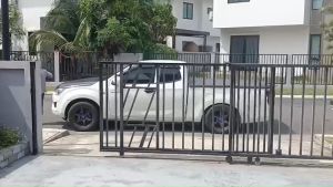 ชุดขับประดูบานซ้อน ชุดเฟืองขับบานซ้อน ชุดลวดสลิงบานซ้อน รบกวนอ่านรายละเอียดก่อนกดสั่งสินค้า