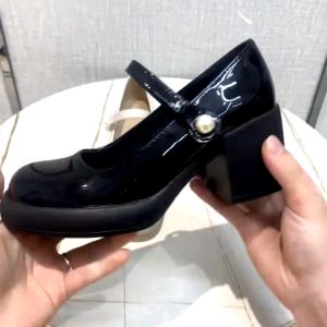 IVYSHOES รองเท้าส้นสูงสตรี ส้นหนา หัวมน สไตล์ย้อนยุค ทันสมัยและหลากหลาย