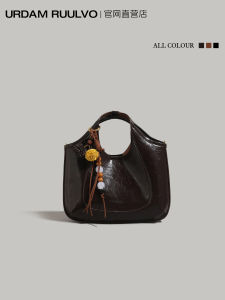 UR Retro Oil Wax Leather Bucket Bag Womens 2025 New Versatile Single Shoulder Crossbody Bag for Commuting And Work