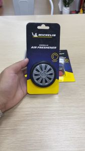 SÁP THƠM KHỬ MÙI Ô TÔ - VANILLA BUBBLE GUM PINE JET BLACK - CHÍNH HÃNG MICHELIN