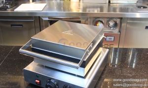 Máy làm bánh waffle hình hello kitty độc đáo