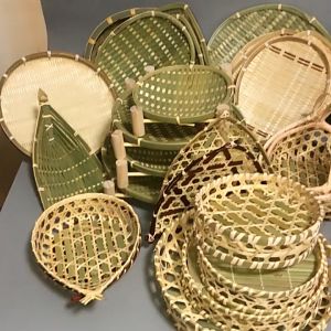 Handmade bamboo basket Shau Kei bamboo sieve bamboo woven fruit basket snack tray household knitting technology circular dustpan
