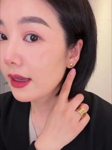 YANDAO | Ear-friendly Mini Heart-shaped Earrings