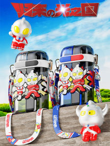 ถ้วยดื่มน้ำแบบมีท่อสำหรับเด็ก ความจุขนาดใหญ่ ดีไซน์การ์ตูน ถ้วยแบบพกพาสำหรับนักเรียนชายที่โรงเรียน อุปกรณ์เครื่องดื่มแบบทันสมัย