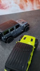 Diecast Miniatur Mainan Mobil Jeep Offroad Climbing Rubicon Besi Metal Buka Pintu