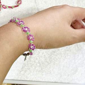 Vòng Tay Lắc Tay Vòng Hoa Handmade Bằng Cườm Xinh Xắn Dễ Thương