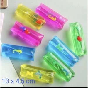 Water Snake Mainan licin tidak bisa dipegang Squishy slim