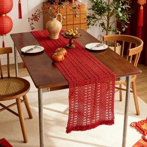 Goodly Home Chinese New Year Red Table Runner Knitted Hollow Out Bohemian Rustic Style Table Flags Shoe Cabinet Coffee Table Mat Wedding Party Decorative Tablecloth