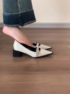 French Style Womens Shoes 2025 New Design Belt Buckle Chunky Heel Pointed Toe Fashionable Elegant White Leather Single Shoes
