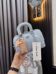 túi xách tay đeo chéo nữ Size:18cm*10cm*12cm