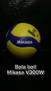 BOLA VOLLY/VOLI MIKASA V300W + NET VOLLY/VOLI MIKASA GOLD - BOLA VOLLY/VOLI LIGA TURNAMEN - BOLA SIAP MAIN