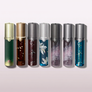 GIRLCULT | Plump Moisturizing Lip Gloss
