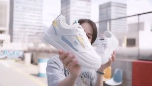 Sepatu Impor Gaya Baru: Tips Memilih Sepatu Putih Wanita