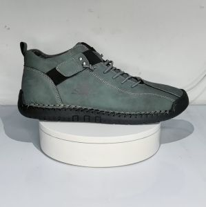 Prelesty COD Vintage Sepatu Boots Pria Casual Tinggi Kulit Formal Kerja Kantor Murah Keren Anti Slip Kekinian 350