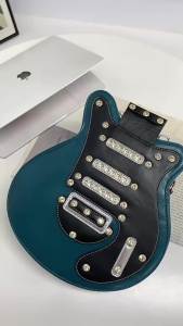 Túi Xách Nữ Hình Đàn Guitar Sang Trọng Bằng Chất Liệu PU Cứng Thiết Kế Đinh Tán Kiểu Đeo Chéo/vách Vai Phổ Biến