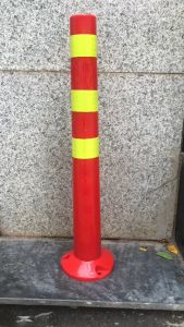 Cọc tiêu giao thông phân làn hình trụ 67cm