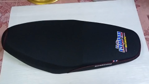 โลโก้เจ๊ฝ้าย พร้อมจบ เบาะแต่งมอเตอร์ไซค์ ฮอนด้า เวฟ 125R/S หน้าแหลม