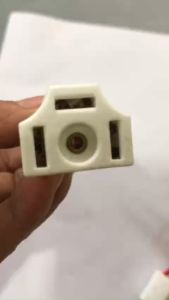 Rắc cắm bóng H4 3 chân RIP