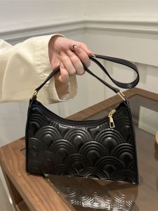 กระเป๋าสะพายไหล่แบบสะพายข้างเรียบง่ายสำหรับผู้หญิง กระเป๋าสะพายข้างแบบลำลองสไตล์เกาหลี กระเป๋าถือแบบทันสมัย ​​กระเป๋าผู้หญิงปี 2024