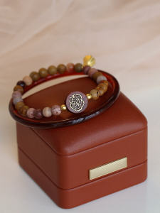 New Chinese Style Wooden Tea Rose Bracelet Set of Two Versatile High End Feeling Retro Luxury Beaded Hand Chain Jewelry