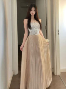 CHANGTONG | Unique French Style Lace Bustier & Pleated Long Dress