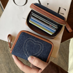 Womens Zipper Card Holder Large Capacity Bank Card Storage Bag Stylish Trendy Compact Card Organizer Horizontal Shape