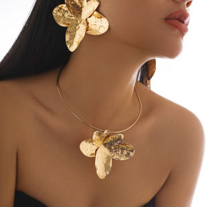 KunJoe Punk Gold สีดอกไม้ขนาดใหญ่ Torques สร้อยคอผู้หญิงกลีบคอต่างหูชุดเครื่องประดับงานแต่งงานเครื่องประดับ
