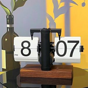 ZHIZHOU | Flip Page European Retro Decorative Clock