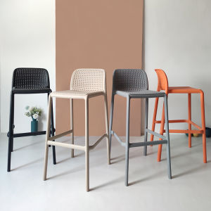 Nordic Designer Plastic Stacking High Bar Stool Modern Minimalist Luxury Outdoor Bistro Chair Entertainment Office Furniture