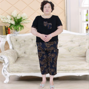 Áo Thun in Họa Tiết Thời Trang Mùa Hè Tay Ngắn Cỡ Lớn Bộ Đồ Hai Mảnh Quần Áo Mẹ Dành Cho Phụ Nữ Trung Niên Và Cao Tuổi