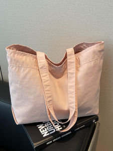 Waterproof Nylon Tote Bag Lightweight Shoulder Bag for Work And Study Commuting Versatile Single Shoulder Bag for Women