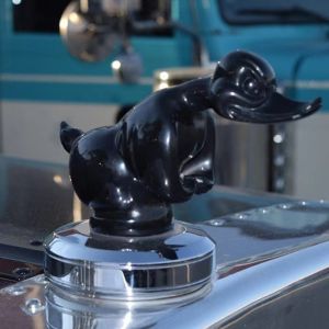 Shiny Angry Duck Car Decor
