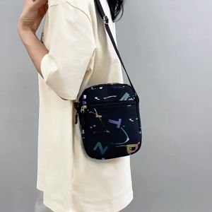 LVOD กระเป๋าโทรศัพท์มือถือความจุขนาดใหญ่กระเป๋าสะพายไหล่เดินทางสบาย ๆ กระเป๋าสะพายผ้ากันน้ำ Oxford