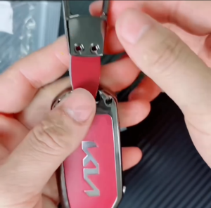 Ốp Chìa Khoá KIA Sonet Seltos K3 K5 New Sportage Carens Sorento - Bọc Chìa Khóa Smartkey Ô Tô Hợp Kim Cao Cấp