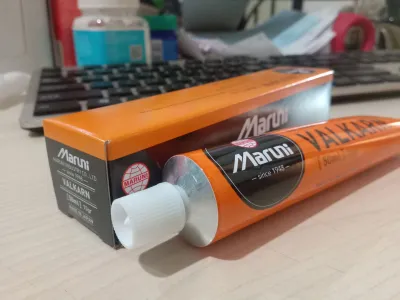 Maruni Valkarn 50ml orange - Lem Tambal Ban Luar dengan Kekuatan Tinggi