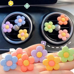 6pcs Flower Car Outlet Vent Clip Small Daisy Air Conditioning Clip Car Interior Decoration Aromatherapy Perfume Clip Gift Random Color