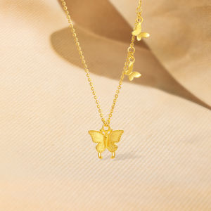 ZHOU LIU FU 周六福 750/18K Gold Butterfly Pendant Necklace Dainty Jewelry Chain Necklace for Women Her Birthday Anniversary Valentines Gifts 40+5cm C0614755